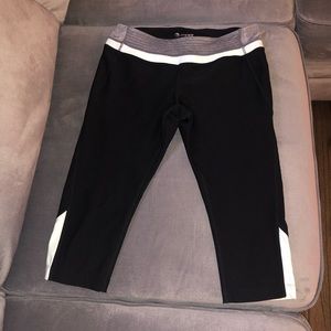 Cropped Work Out Leggings